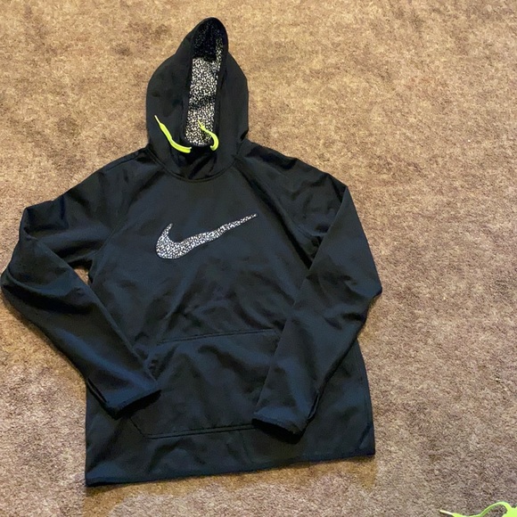 Nike Therma-Fit Hoodie - Picture 1 of 3